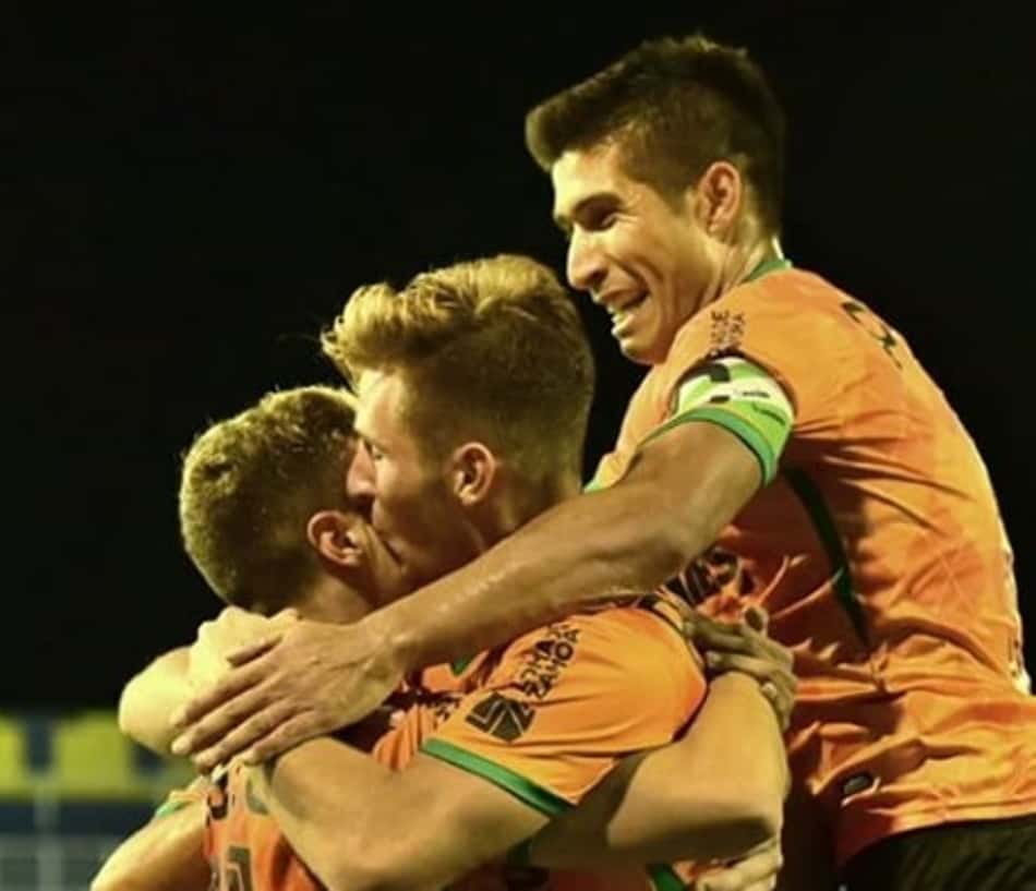 Com goleadas, Banfield e Tucumán permanecem com 100% no Argentino