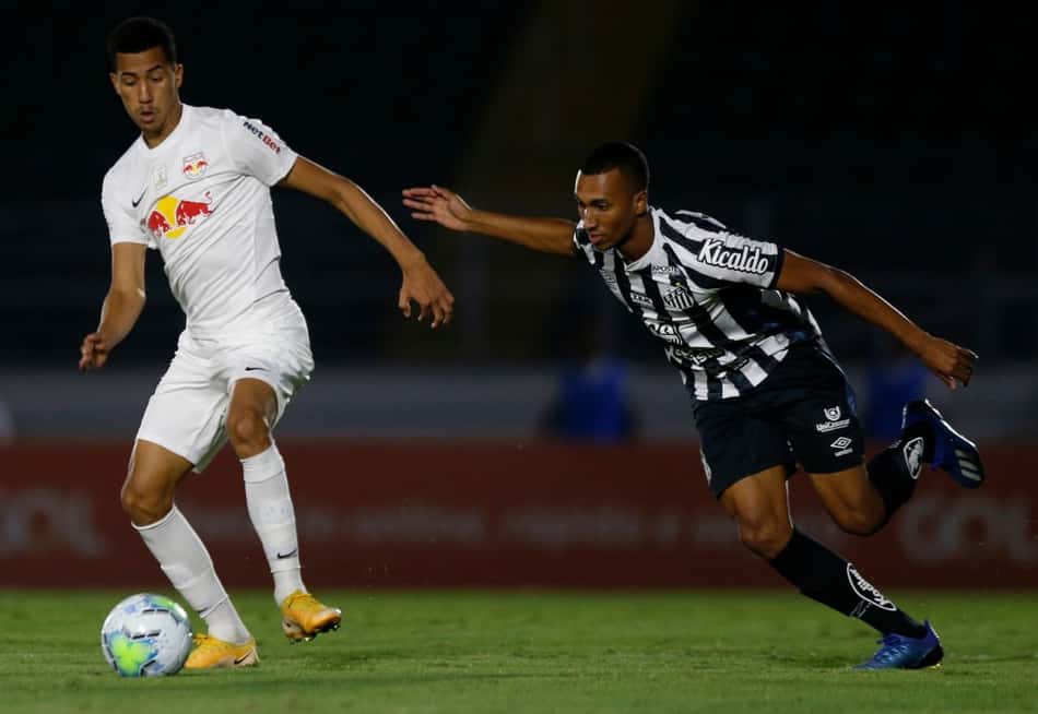 Após retorno como titular, Weverson projeta duelo contra Botafogo