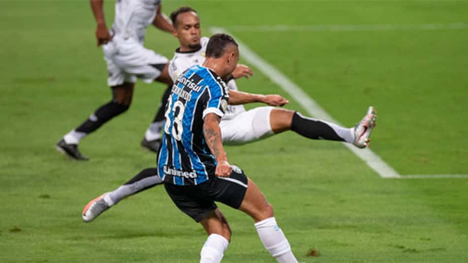 Renato Gaúcho comemora vitória e analisa a evolução do Grêmio