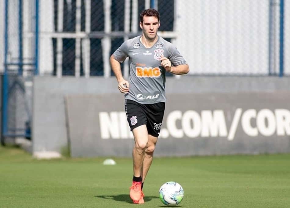 Corinthians tem 45 dias para pagar dívida de R$ 6,5 milhões a Boselli