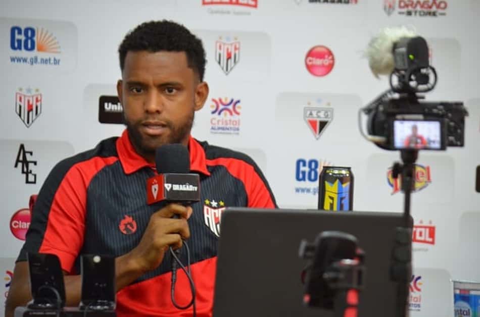 Estreia de Rithely no Atlético-GO pode ocorrer justamente contra o Sport