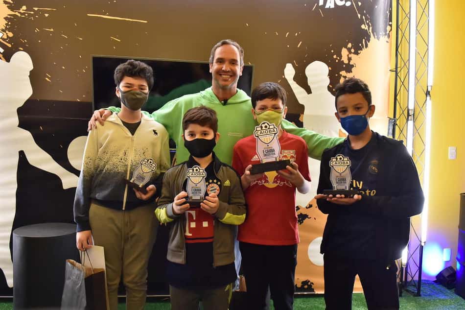 Com Caio Ribeiro e Wendell Lira, 2º torneio e-Caioba premia os campeões