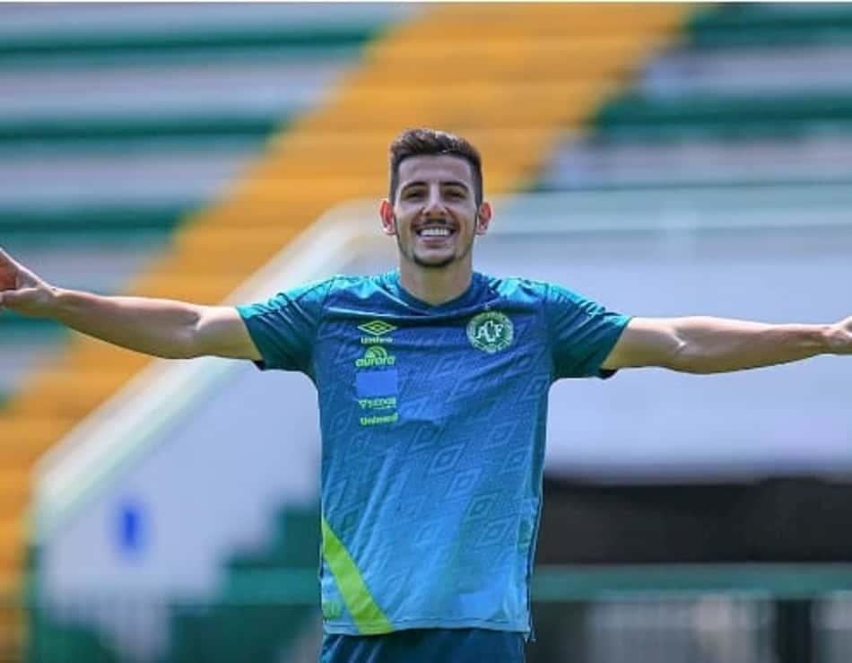 Ronei celebra momento da Chape e elogia Umberto Louzer