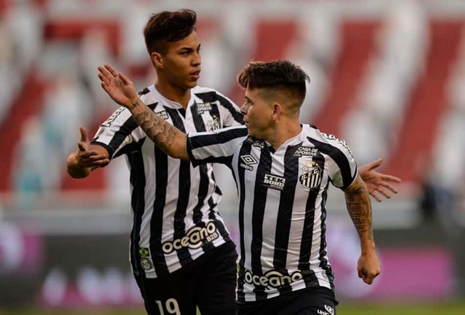 Santos bate a LDU fora de casa e sai na frente nas oitavas da Libertadores