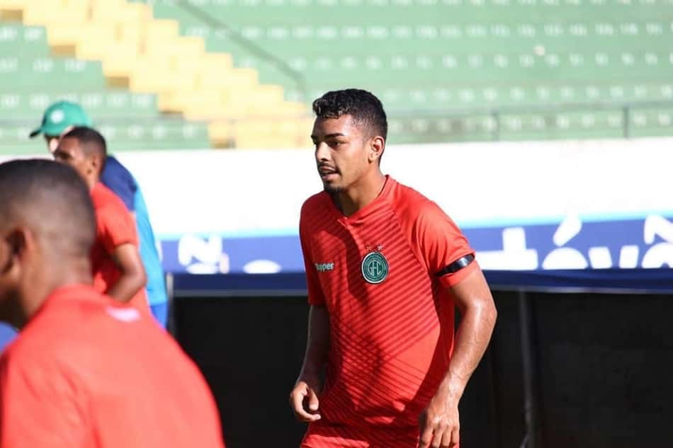 Matheus Bidu projeta desafio em casa na Série B