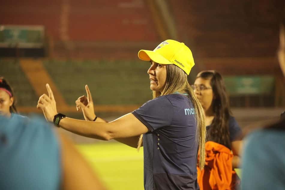 No Equador, Emily Lima deixa o comando da seleção Feminina