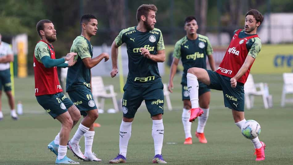 Expulsão de Alan Empereur amplia número de cartões vermelhos recentes do Palmeiras