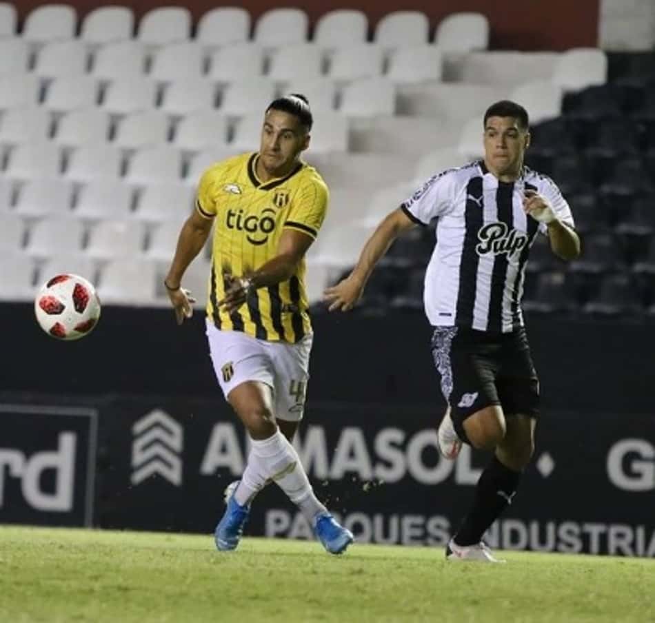 Paraguaio: Antes do Palmeiras, Libertad empata; Guaireña vence