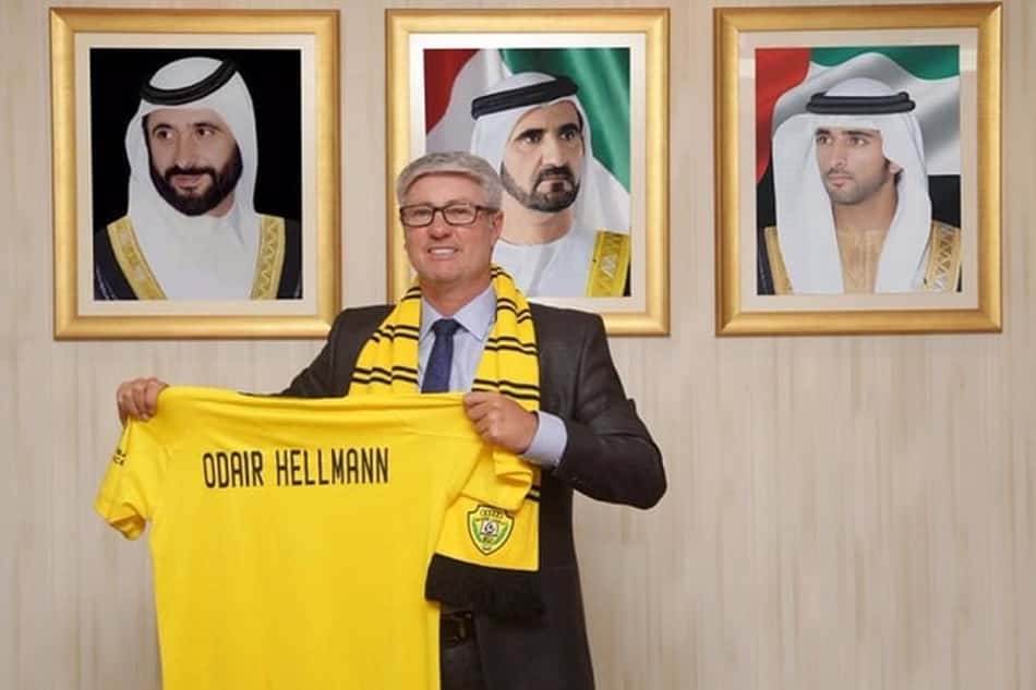 Odair Hellmann apresentado pelo Al Wasl