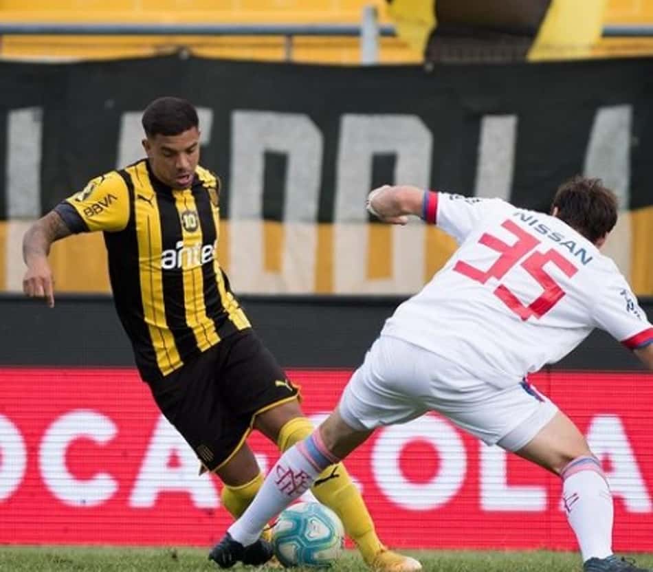 Peñarol e Nacional realizam o primeiro clássico do Uruguai nesta quarta-feira