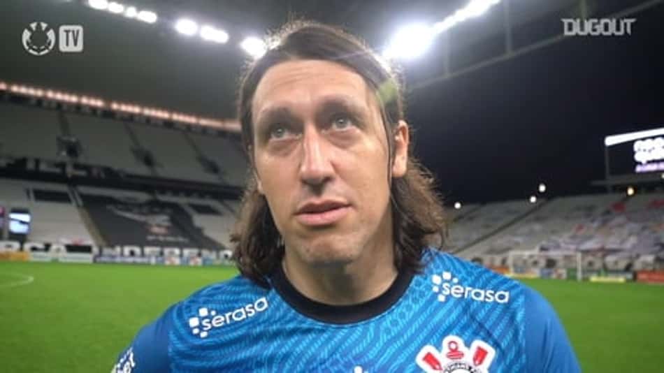 VÍDEO: Cássio comemora vitória e vê crescimento do Timão com Mancini