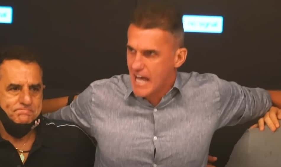 VÍDEO: Veja o que foi falado no vestiário do Corinthians antes de vitória contra o São Paulo