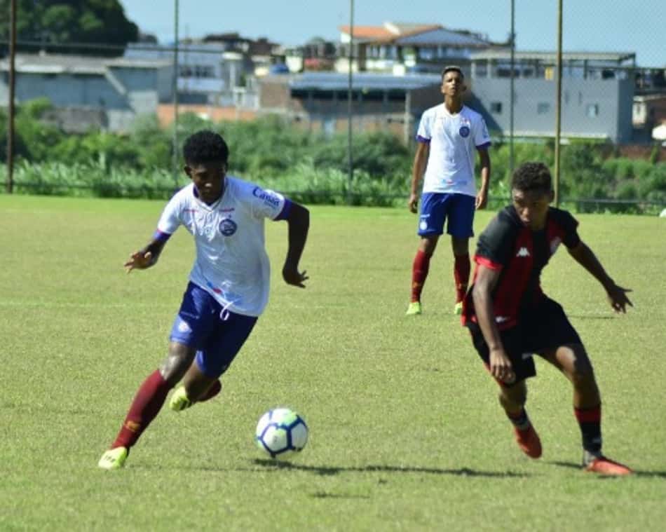 Allan Aniz celebra momento na equipe sub-20 do Bahia: 'Grande desafio'