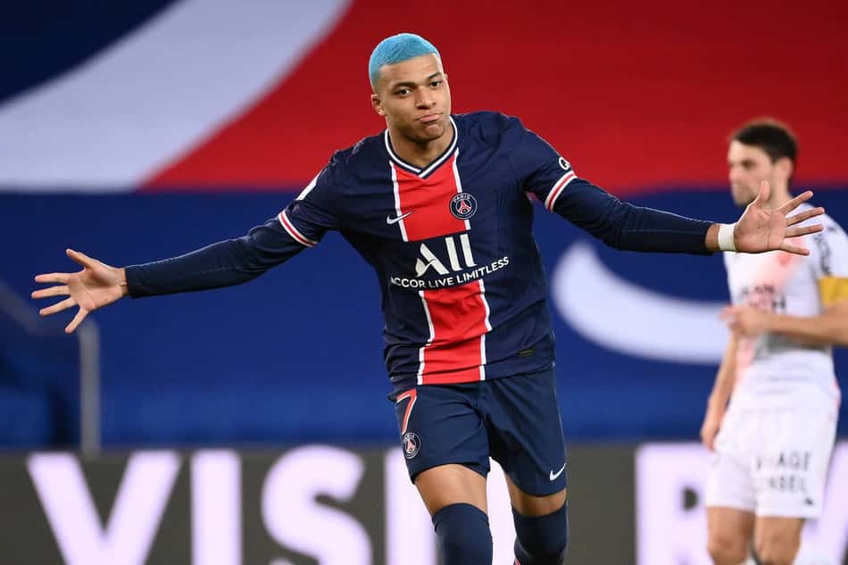 Mbappé quer reunião com presidente do PSG para definir futuro