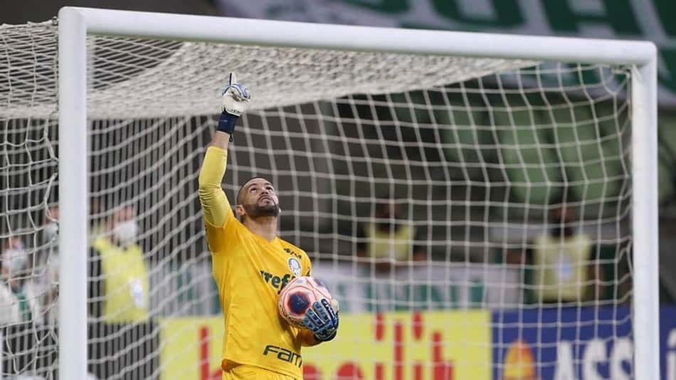 Colecionando recordes no Palmeiras, Weverton diz querer deixar o 'nome marcado na história'