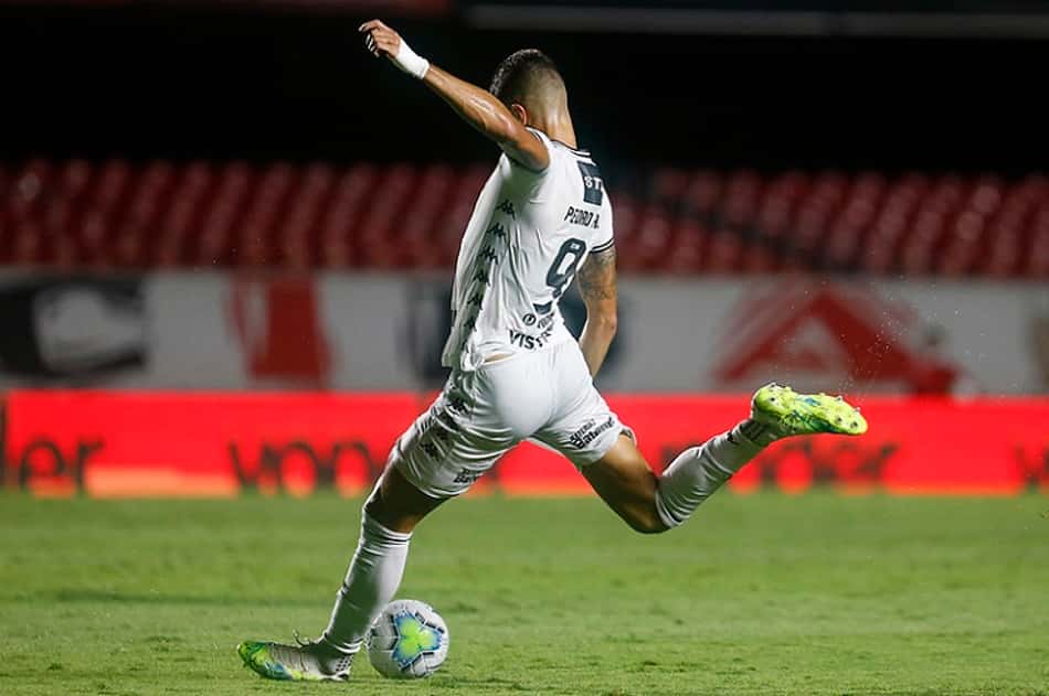 Como lidar? Botafogo tem média regular de chances criadas, mas é um dos piores ataques do Brasileirão