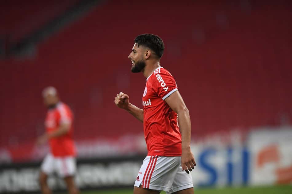 Corinthians deve ter concorrência no Brasil e ameaça europeia na disputa para contratar Yuri Alberto
