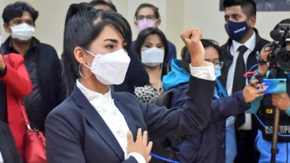 Com apenas 19 anos, jogadora boliviana vira vice-ministra de Esportes