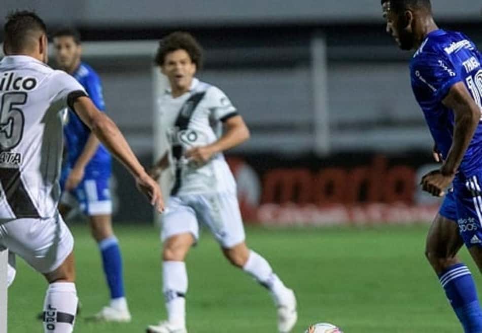 Cruzeiro leva virada da Ponte Preta e fica perto de jogar a Série B novamente no ano do seu centenário