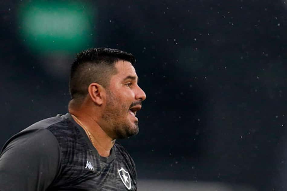Barroca reconhece atuação ruim do Botafogo: 'Jogo ficou confortável para o Corinthians'