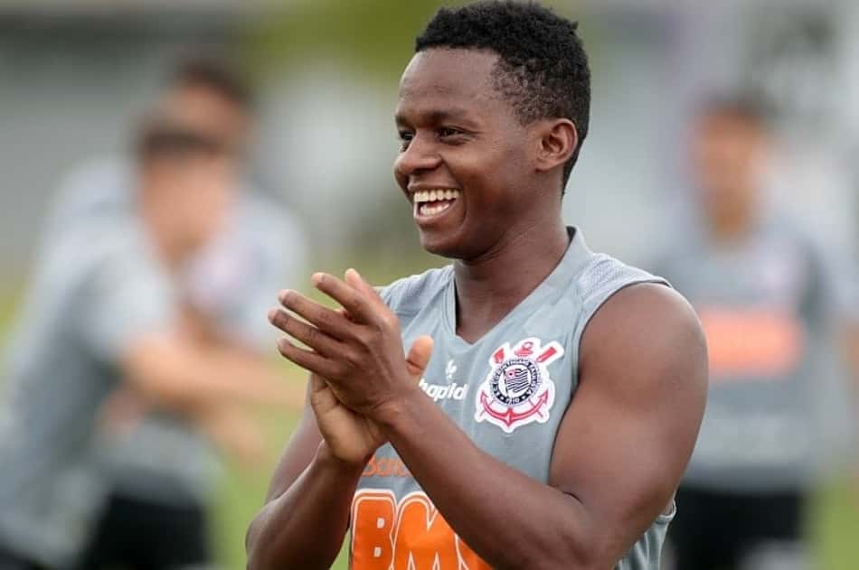 Cazares - Treino Corinthians