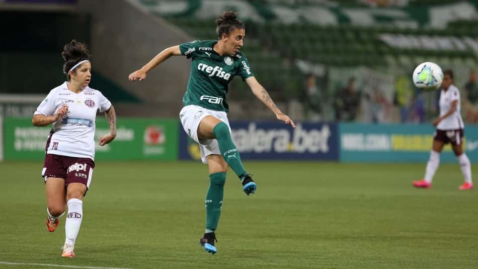 Palmeiras renova com Ottilia para a temporada de 2021 do feminino