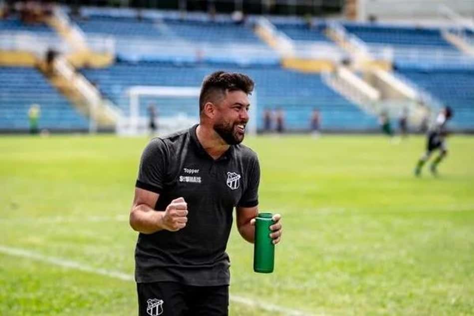 Treinador vitorioso na base do Ceará recebe sondagens de outros clubes da Série A