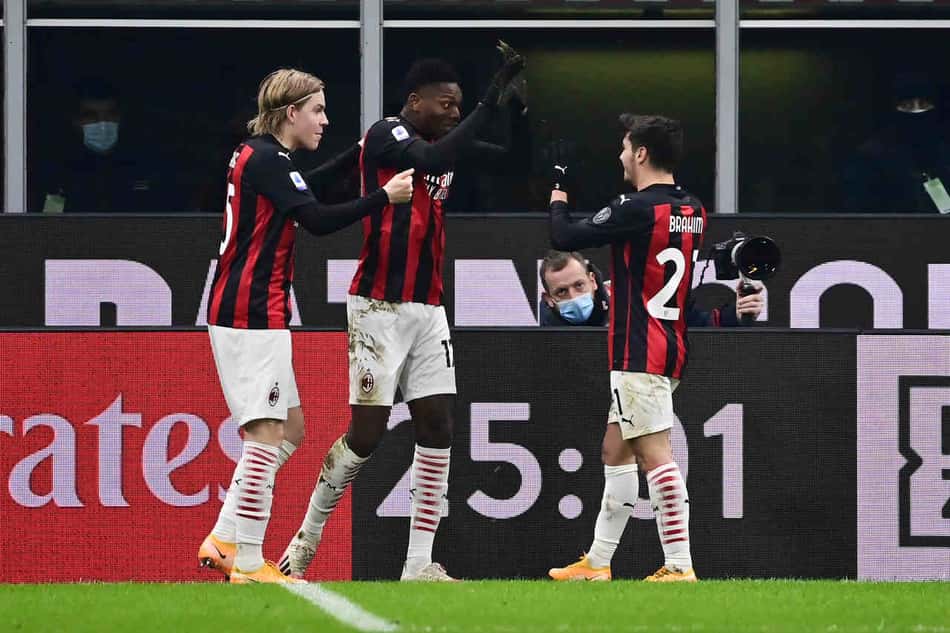 Milan vence o Torino e segue na liderança do Campeonato Italiano