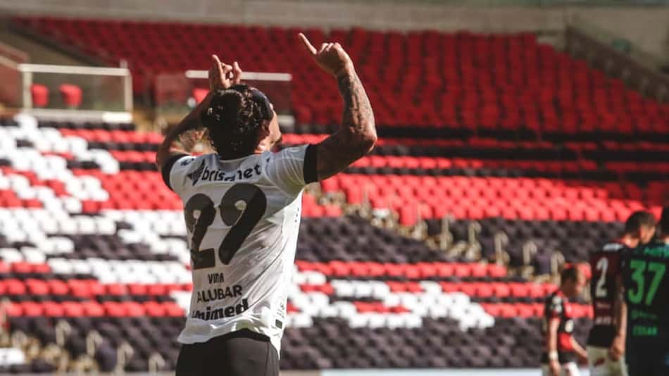 Será que dá? Em alta, Ceará fica perto do grupo da Libertadores