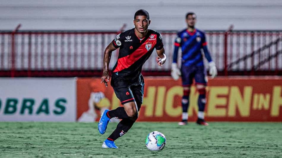 Atlético-GO abre vantagem, mas Bahia arranca empate