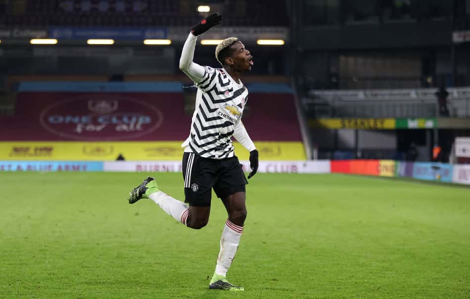 Manchester United busca renovar contrato com Paul Pogba