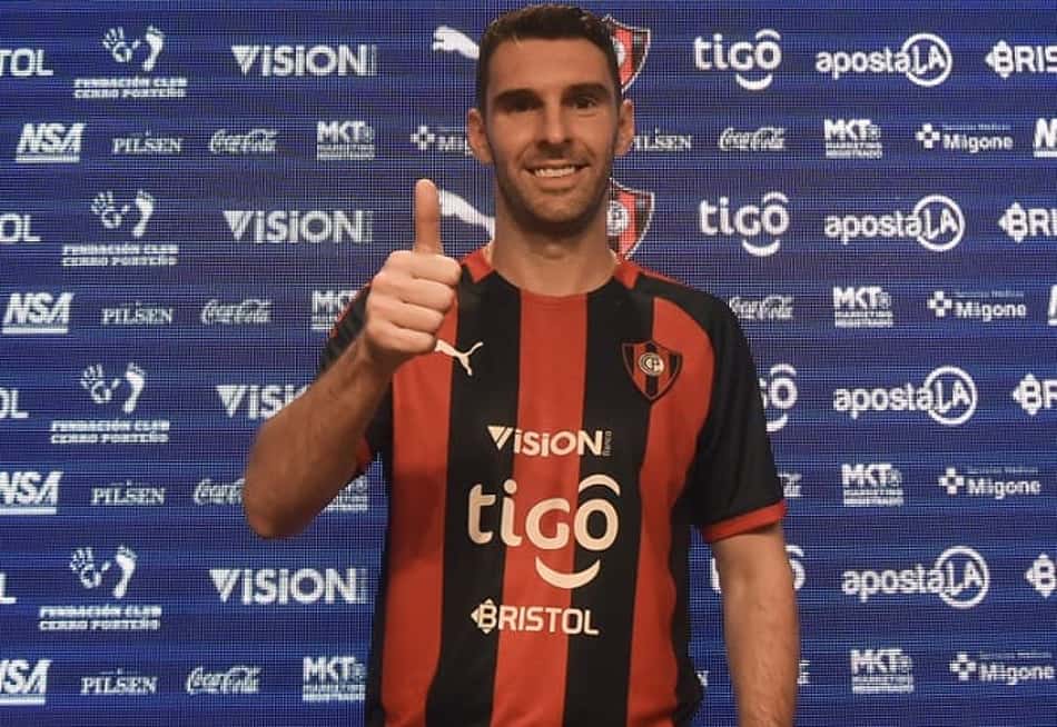 Cerro Porteño contrata o atacante Mauro Boselli, ex-Corinthians