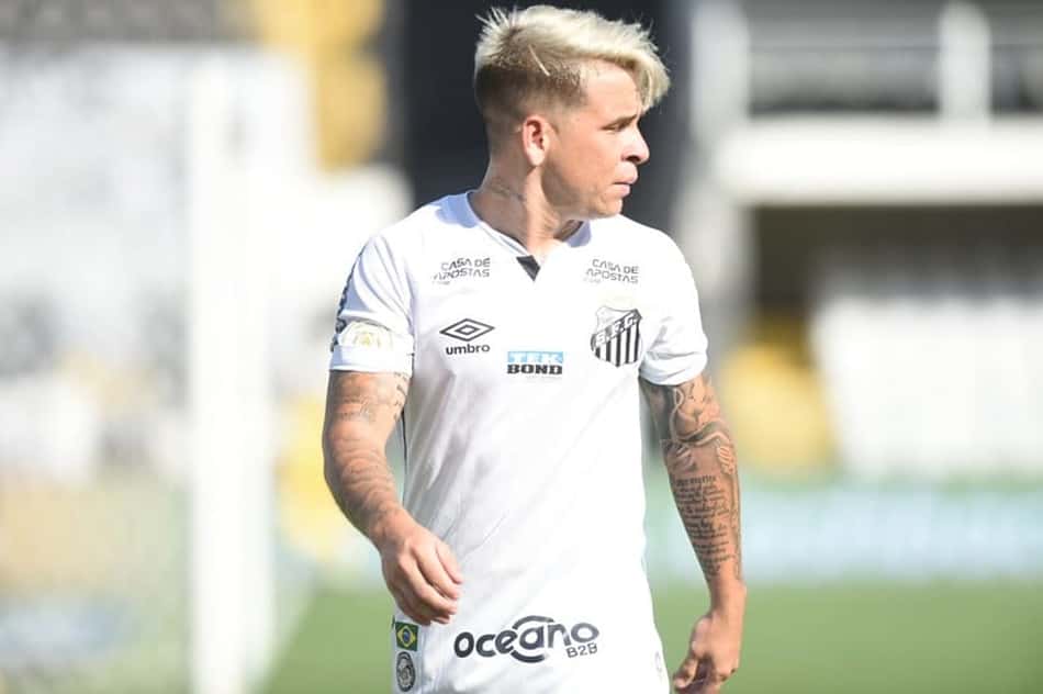 Cuca inclui Soteldo em lista de dúvidas para a final da Libertadores