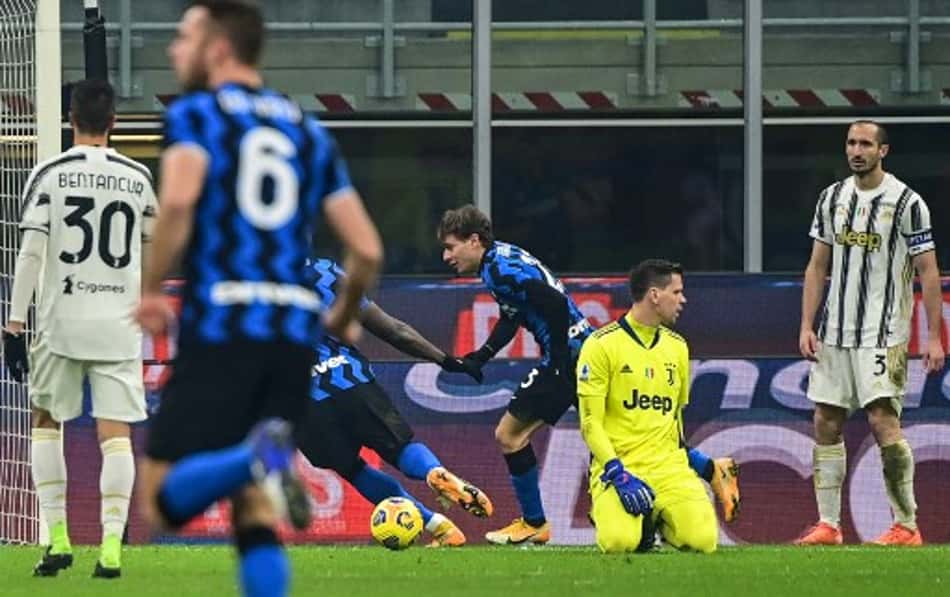 Inter de Milão derrota a Juventus no San Siro e 'dorme' na liderança do Italiano