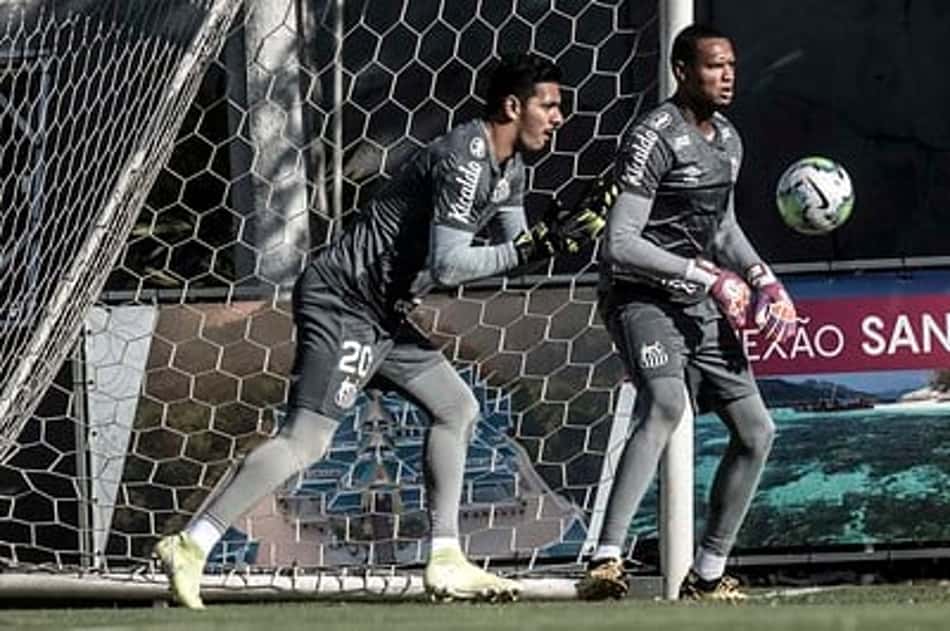 Santos tem retornos no último treino antes da viagem para o Ceará