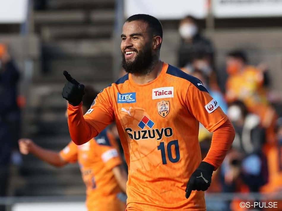 Nome em destaque do Shimizu, Carlinhos espera sequência positiva da equipe na temporada