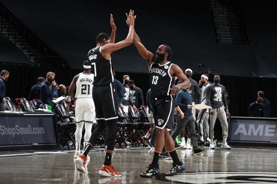 Harden revela a Durant que quer ficar no Nets