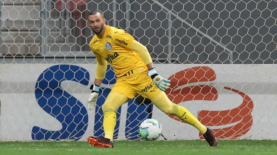 Palmeiras pode ter Weverton, atualmente com a Seleção Brasileira, contra o CRB