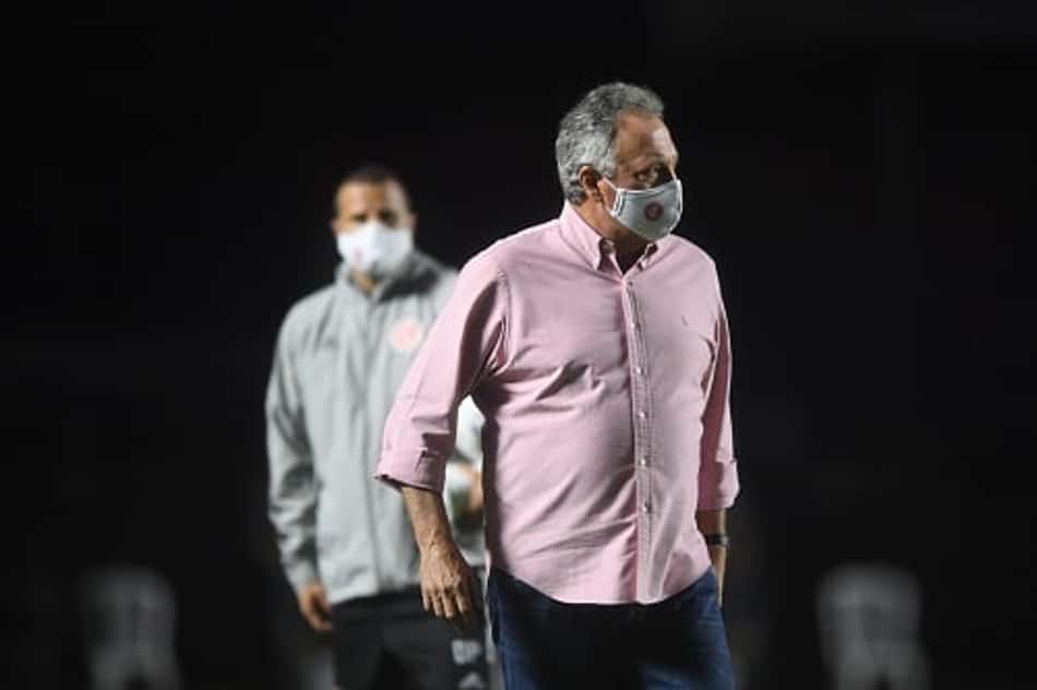 Abel Braga é anunciado como novo técnico do Lugano, da Suíça