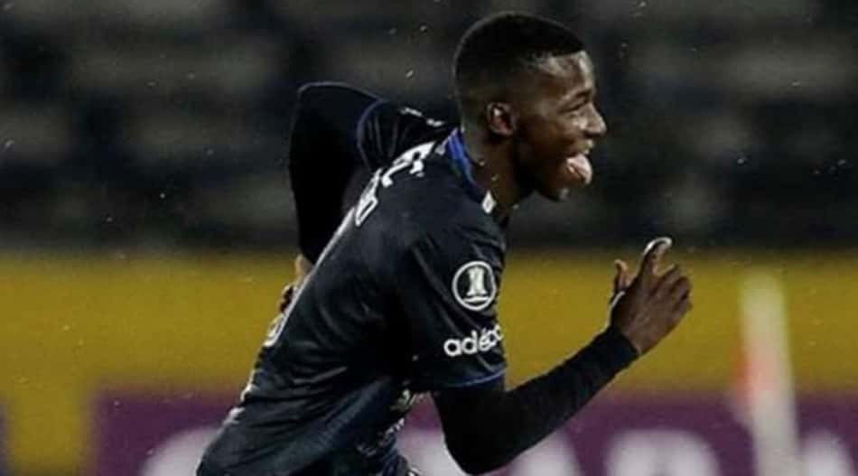 Moisés Caicedo embarca para assinar com time da Premier League
