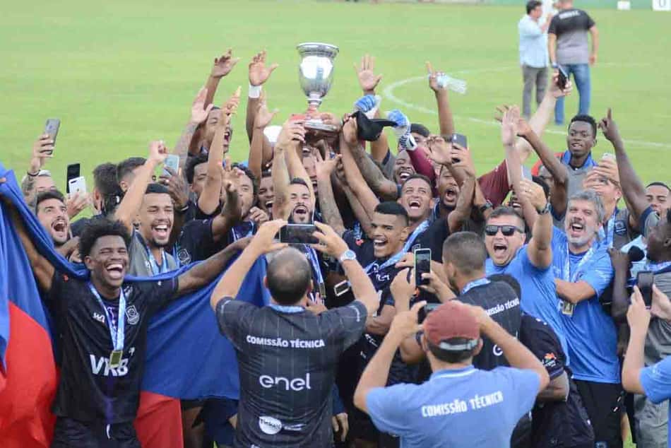 Pérolas Negras bate Ceres por 2 a 1 e conquista o Troféu Waldir Amaral