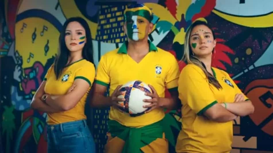 Em divulgação do Mundial de Clubes, Fifa substitui torcedores de Palmeiras e Santos por 'torcida' do Brasil