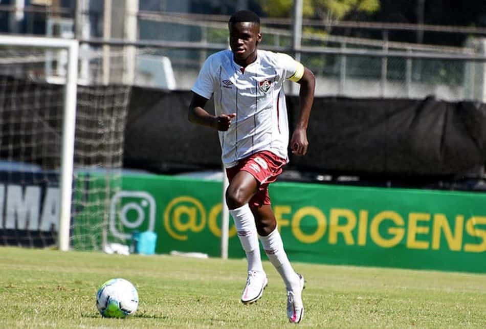 Fluminense atende pedido do Grupo City e libera Metinho para se apresentar ao Troyes, da França