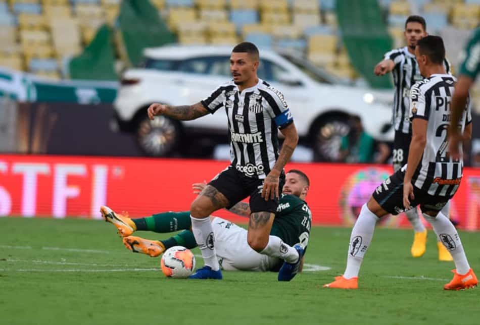 Alison faz elogios a garotos do Santos: 'Tem que tirar o chapéu'