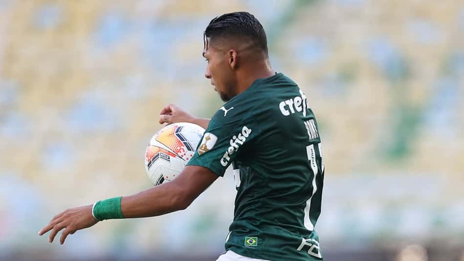 Palmeiras no Mundial, Flamengo no Brasileirão… saiba onde assistir aos jogos do domingo