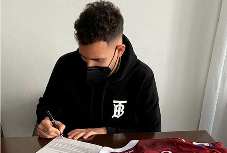 Torino adquire atacante junto ao Betis que testa positivo para Covid-19
