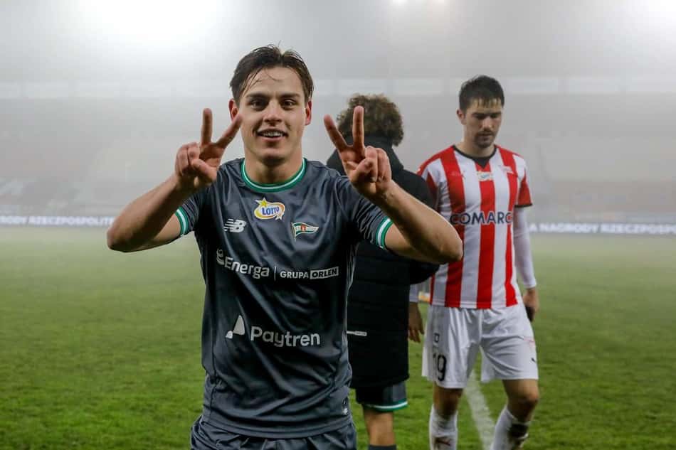 Destaque do Lechia, Conrado vê equipe forte na busca por vaga na Liga Europa