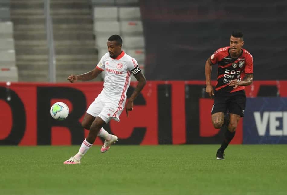 Athletico-PR x Internacional: prováveis times e onde ver o jogo do Brasileirão