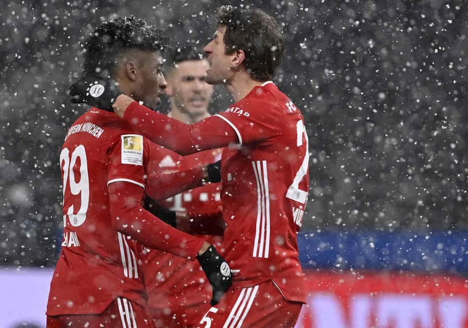 No último jogo antes do Mundial, Bayern bate Hertha debaixo de neve