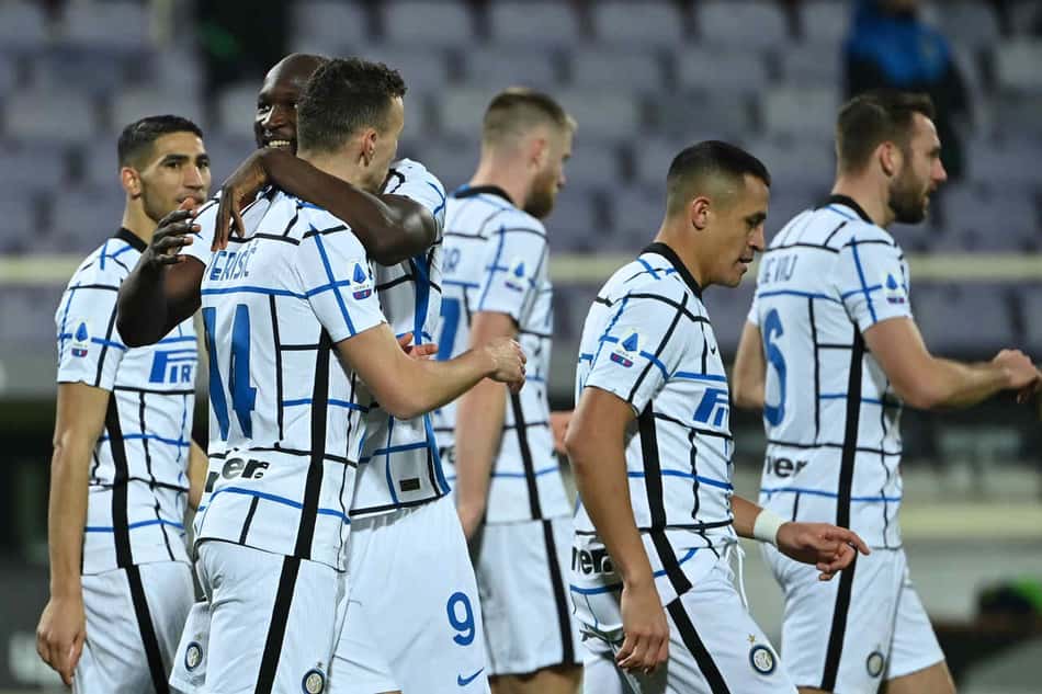 Inter de Milão vence a Fiorentina fora de casa e assume a liderança provisória do Campeonato Italiano